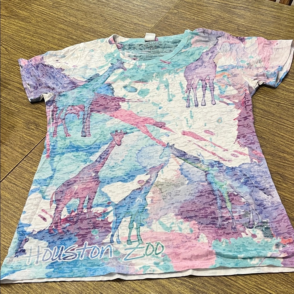 3/$10-Houston Zoo Giraffe Print T-Shirt - Multicolor
